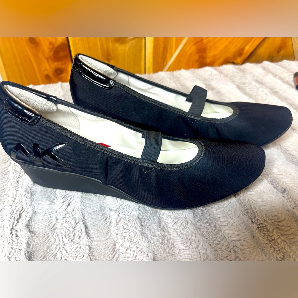 Anne Klein Sport Black Wedge Comfort Slip on Shoe Size 10M